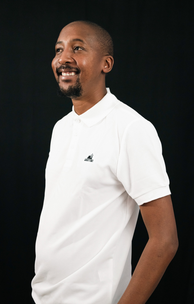 Men Crest Golf shirt